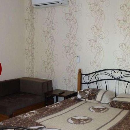 White House Otel Gagra Dış mekan fotoğraf