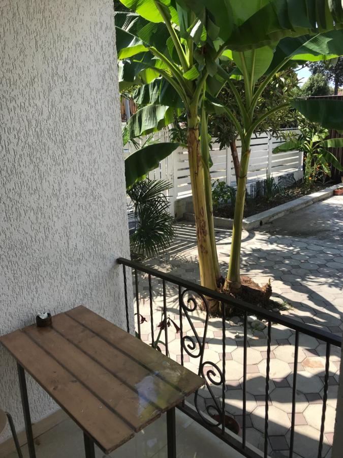 White House Otel Gagra Dış mekan fotoğraf